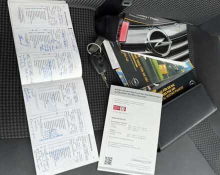 Білий Опель Віваро, об'ємом двигуна 2 л та пробігом 176 тис. км за 11500 $, фото 23 на Automoto.ua