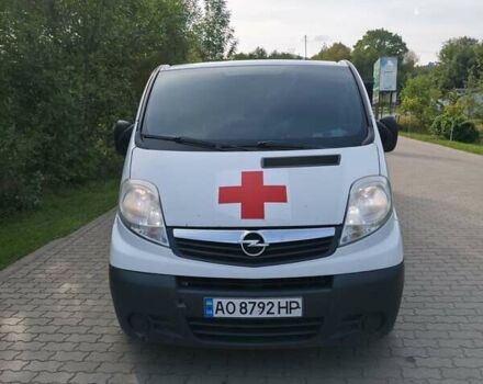 Білий Опель Віваро, об'ємом двигуна 2 л та пробігом 392 тис. км за 9900 $, фото 9 на Automoto.ua