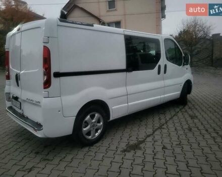 Белый Опель Виваро, объемом двигателя 2 л и пробегом 265 тыс. км за 13300 $, фото 8 на Automoto.ua