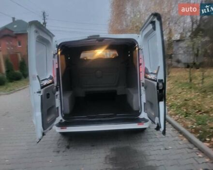 Белый Опель Виваро, объемом двигателя 2 л и пробегом 265 тыс. км за 13300 $, фото 49 на Automoto.ua