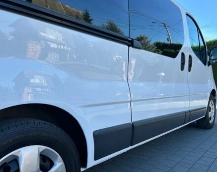 Белый Опель Виваро, объемом двигателя 2 л и пробегом 210 тыс. км за 8500 $, фото 9 на Automoto.ua