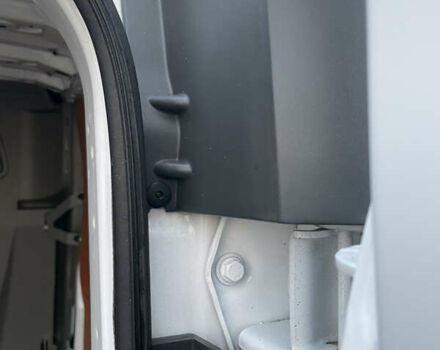 Білий Опель Віваро, об'ємом двигуна 2 л та пробігом 259 тис. км за 14899 $, фото 57 на Automoto.ua