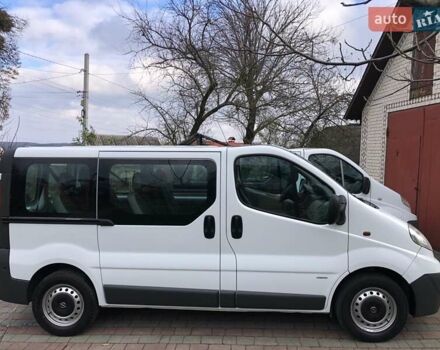 Білий Опель Віваро, об'ємом двигуна 2 л та пробігом 264 тис. км за 14600 $, фото 10 на Automoto.ua