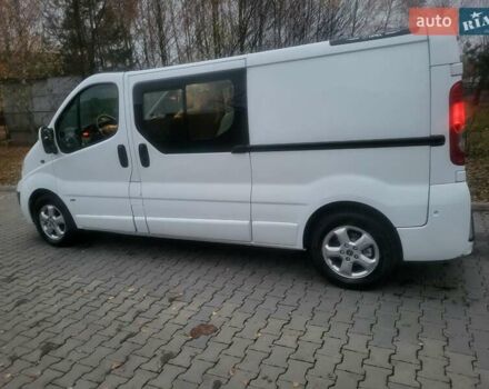 Белый Опель Виваро, объемом двигателя 2 л и пробегом 265 тыс. км за 13300 $, фото 35 на Automoto.ua