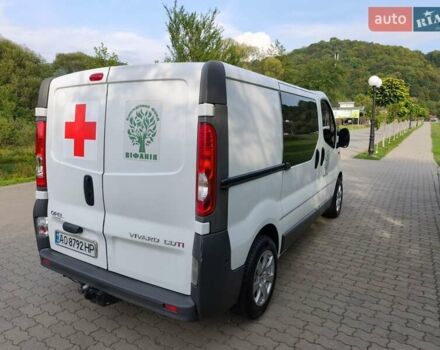 Білий Опель Віваро, об'ємом двигуна 2 л та пробігом 392 тис. км за 9900 $, фото 7 на Automoto.ua