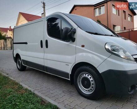 Білий Опель Віваро, об'ємом двигуна 2 л та пробігом 242 тис. км за 9888 $, фото 50 на Automoto.ua