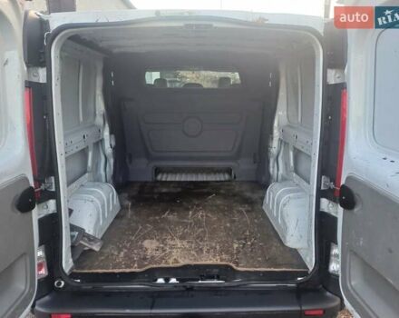 Белый Опель Виваро, объемом двигателя 2 л и пробегом 252 тыс. км за 13200 $, фото 8 на Automoto.ua