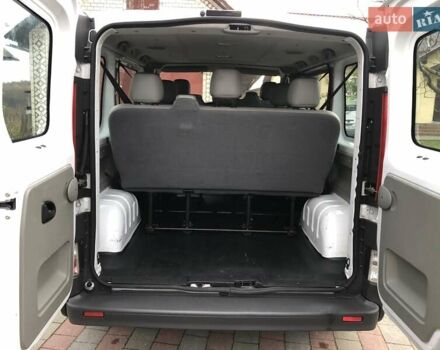 Білий Опель Віваро, об'ємом двигуна 2 л та пробігом 264 тис. км за 14600 $, фото 53 на Automoto.ua