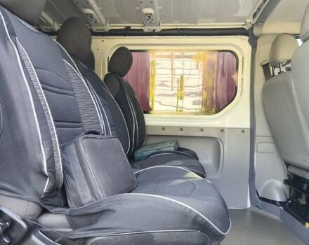 Белый Опель Виваро, объемом двигателя 2 л и пробегом 255 тыс. км за 10500 $, фото 18 на Automoto.ua