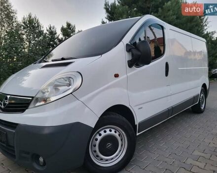 Білий Опель Віваро, об'ємом двигуна 2 л та пробігом 242 тис. км за 9888 $, фото 3 на Automoto.ua