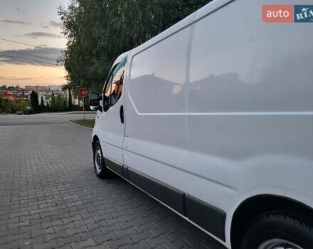 Білий Опель Віваро, об'ємом двигуна 2 л та пробігом 242 тис. км за 9888 $, фото 38 на Automoto.ua