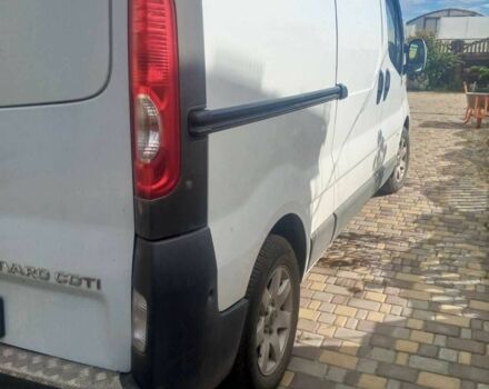 Белый Опель Виваро, объемом двигателя 2 л и пробегом 350 тыс. км за 10500 $, фото 4 на Automoto.ua