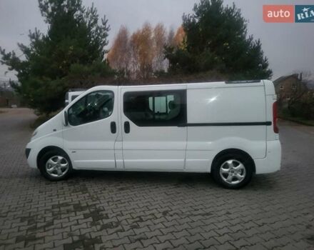 Белый Опель Виваро, объемом двигателя 2 л и пробегом 265 тыс. км за 13300 $, фото 21 на Automoto.ua