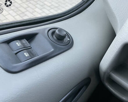 Білий Опель Віваро, об'ємом двигуна 2 л та пробігом 259 тис. км за 14899 $, фото 54 на Automoto.ua