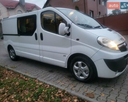 Белый Опель Виваро, объемом двигателя 2 л и пробегом 265 тыс. км за 13300 $, фото 28 на Automoto.ua