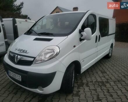 Белый Опель Виваро, объемом двигателя 2 л и пробегом 265 тыс. км за 13300 $, фото 15 на Automoto.ua