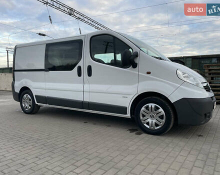 Білий Опель Віваро, об'ємом двигуна 2 л та пробігом 259 тис. км за 14899 $, фото 22 на Automoto.ua