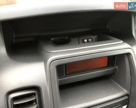 Білий Опель Віваро, об'ємом двигуна 2 л та пробігом 264 тис. км за 14600 $, фото 47 на Automoto.ua