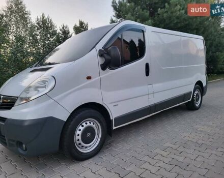 Білий Опель Віваро, об'ємом двигуна 2 л та пробігом 242 тис. км за 9888 $, фото 18 на Automoto.ua