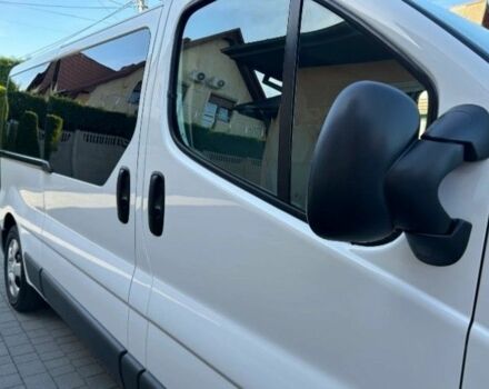 Белый Опель Виваро, объемом двигателя 2 л и пробегом 210 тыс. км за 8500 $, фото 6 на Automoto.ua