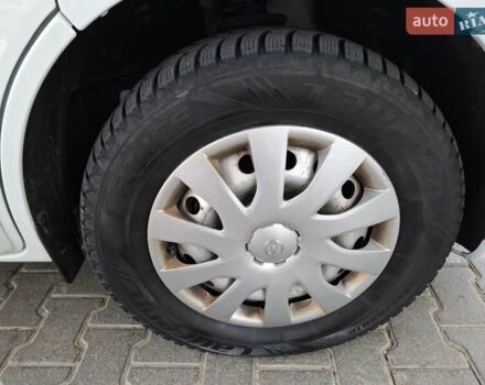 Белый Опель Виваро, объемом двигателя 2 л и пробегом 209 тыс. км за 15300 $, фото 13 на Automoto.ua