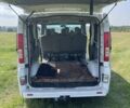 Білий Опель Віваро, об'ємом двигуна 2.5 л та пробігом 235 тис. км за 13500 $, фото 2 на Automoto.ua