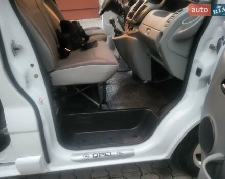 Белый Опель Виваро, объемом двигателя 2 л и пробегом 265 тыс. км за 13300 $, фото 80 на Automoto.ua