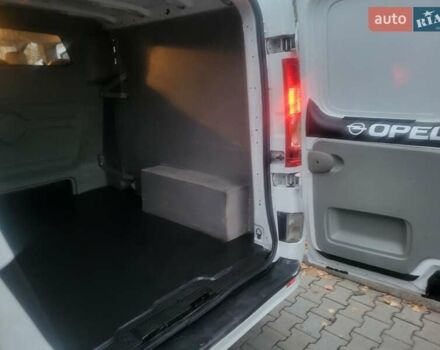 Белый Опель Виваро, объемом двигателя 2 л и пробегом 265 тыс. км за 13300 $, фото 69 на Automoto.ua