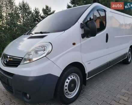 Білий Опель Віваро, об'ємом двигуна 2 л та пробігом 242 тис. км за 9888 $, фото 20 на Automoto.ua