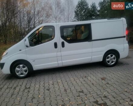 Белый Опель Виваро, объемом двигателя 2 л и пробегом 265 тыс. км за 13300 $, фото 41 на Automoto.ua