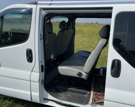 Білий Опель Віваро, об'ємом двигуна 2.5 л та пробігом 235 тис. км за 13500 $, фото 6 на Automoto.ua