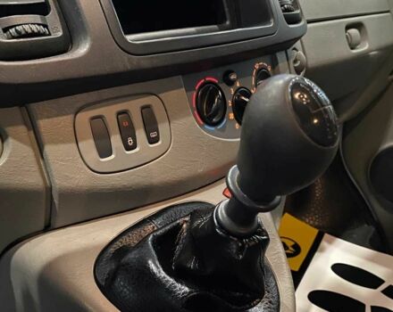 Белый Опель Виваро, объемом двигателя 2 л и пробегом 160 тыс. км за 13600 $, фото 14 на Automoto.ua