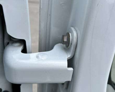 Опель Виваро 2013 в Киеве на Automoto.ua Белый Опель Виваро, объемом двигателя 2 л и пробегом 96 тыс. км за 13999 $, фото 19 на Automoto.ua