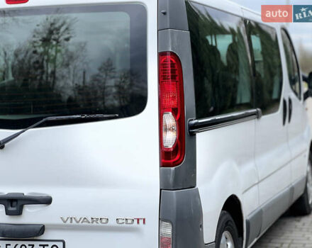 Белый Опель Виваро, объемом двигателя 2 л и пробегом 244 тыс. км за 13000 $, фото 12 на Automoto.ua