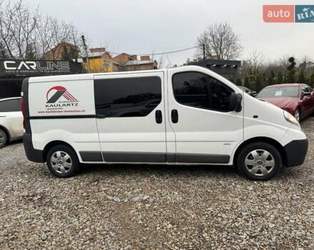 Білий Опель Віваро, об'ємом двигуна 2 л та пробігом 290 тис. км за 12900 $, фото 1 на Automoto.ua