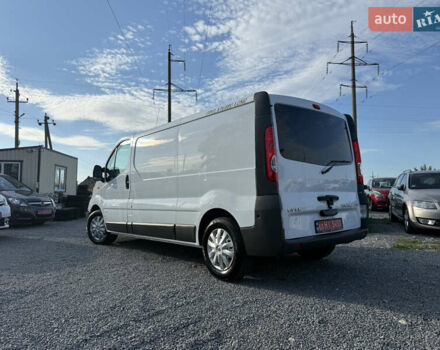 Белый Опель Виваро, объемом двигателя 2 л и пробегом 119 тыс. км за 14300 $, фото 12 на Automoto.ua