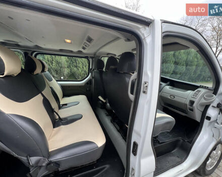 Белый Опель Виваро, объемом двигателя 2 л и пробегом 244 тыс. км за 13000 $, фото 30 на Automoto.ua