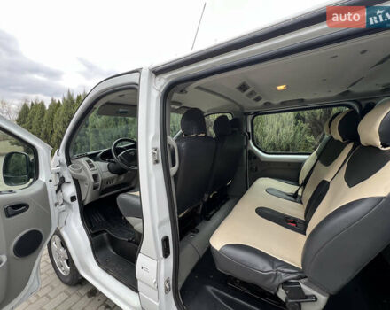 Белый Опель Виваро, объемом двигателя 2 л и пробегом 244 тыс. км за 13000 $, фото 37 на Automoto.ua