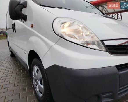 Белый Опель Виваро, объемом двигателя 2 л и пробегом 290 тыс. км за 13650 $, фото 10 на Automoto.ua