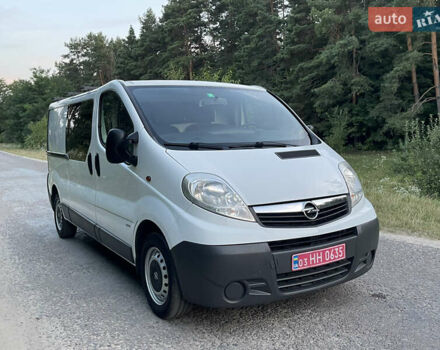 Белый Опель Виваро, объемом двигателя 2 л и пробегом 210 тыс. км за 12200 $, фото 77 на Automoto.ua