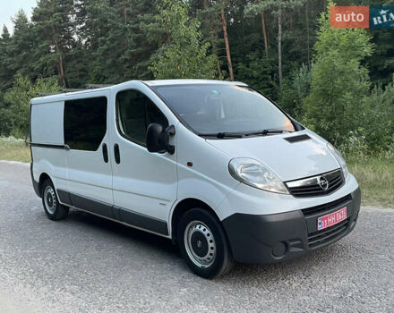 Белый Опель Виваро, объемом двигателя 2 л и пробегом 210 тыс. км за 12200 $, фото 66 на Automoto.ua