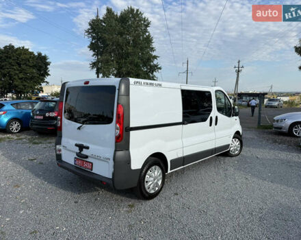 Белый Опель Виваро, объемом двигателя 2 л и пробегом 119 тыс. км за 14300 $, фото 4 на Automoto.ua