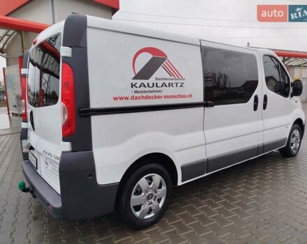 Белый Опель Виваро, объемом двигателя 2 л и пробегом 290 тыс. км за 13200 $, фото 3 на Automoto.ua