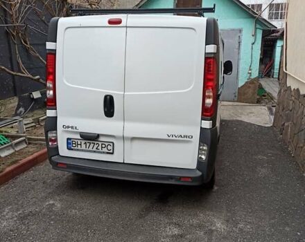 Белый Опель Виваро, объемом двигателя 2 л и пробегом 230 тыс. км за 10550 $, фото 5 на Automoto.ua