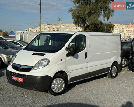 Белый Опель Виваро, объемом двигателя 2 л и пробегом 119 тыс. км за 14300 $, фото 28 на Automoto.ua
