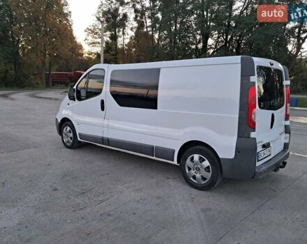 Белый Опель Виваро, объемом двигателя 2 л и пробегом 280 тыс. км за 12900 $, фото 22 на Automoto.ua