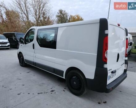 Опель Виваро 2013 в Дубно на Automoto.ua Белый Опель Виваро, объемом двигателя 2 л и пробегом 209 тыс. км за 13900 $, фото 4 на Automoto.ua