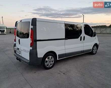 Белый Опель Виваро, объемом двигателя 2 л и пробегом 280 тыс. км за 12900 $, фото 18 на Automoto.ua