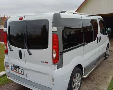 Опель Виваро 2013 в Ровно на Automoto.ua Белый Опель Виваро, объемом двигателя 2 л и пробегом 251 тыс. км за 14500 $, фото 3 на Automoto.ua