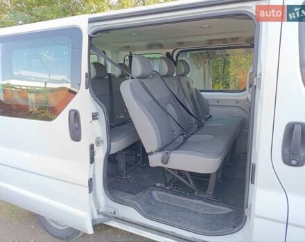 Белый Опель Виваро, объемом двигателя 2 л и пробегом 161 тыс. км за 13300 $, фото 3 на Automoto.ua